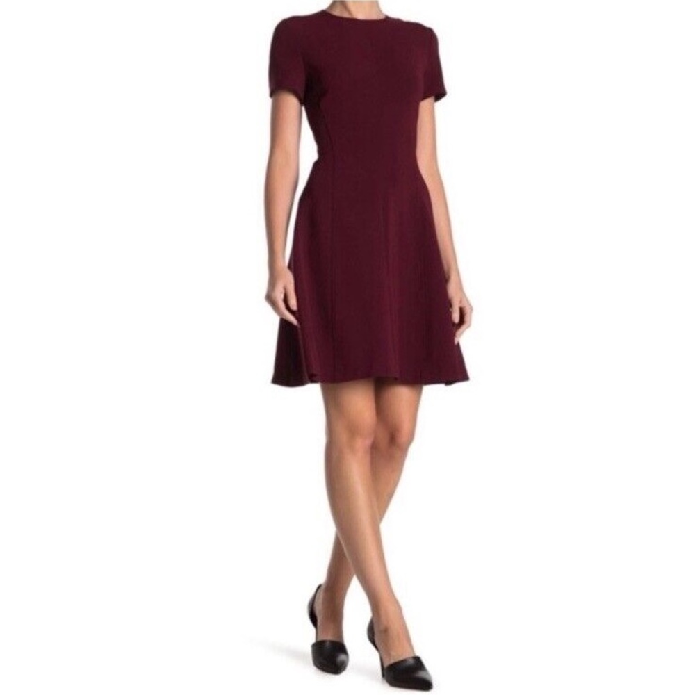 THEORY Corset Tee Dress Admiral Crepe Short Sleeve Darting Dark Currant Size 8